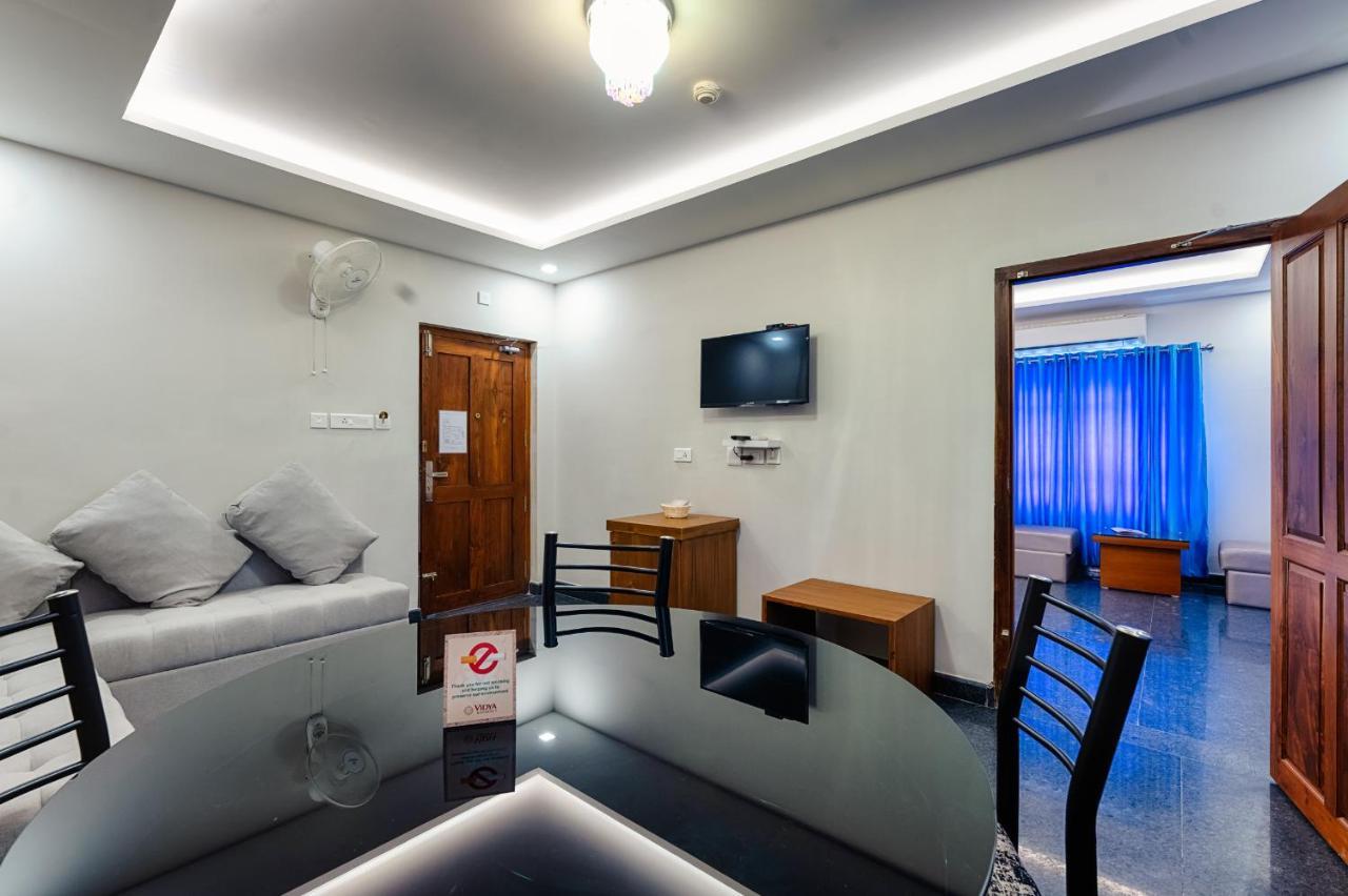 Готель Vidya Residency Thrissur Екстер'єр фото