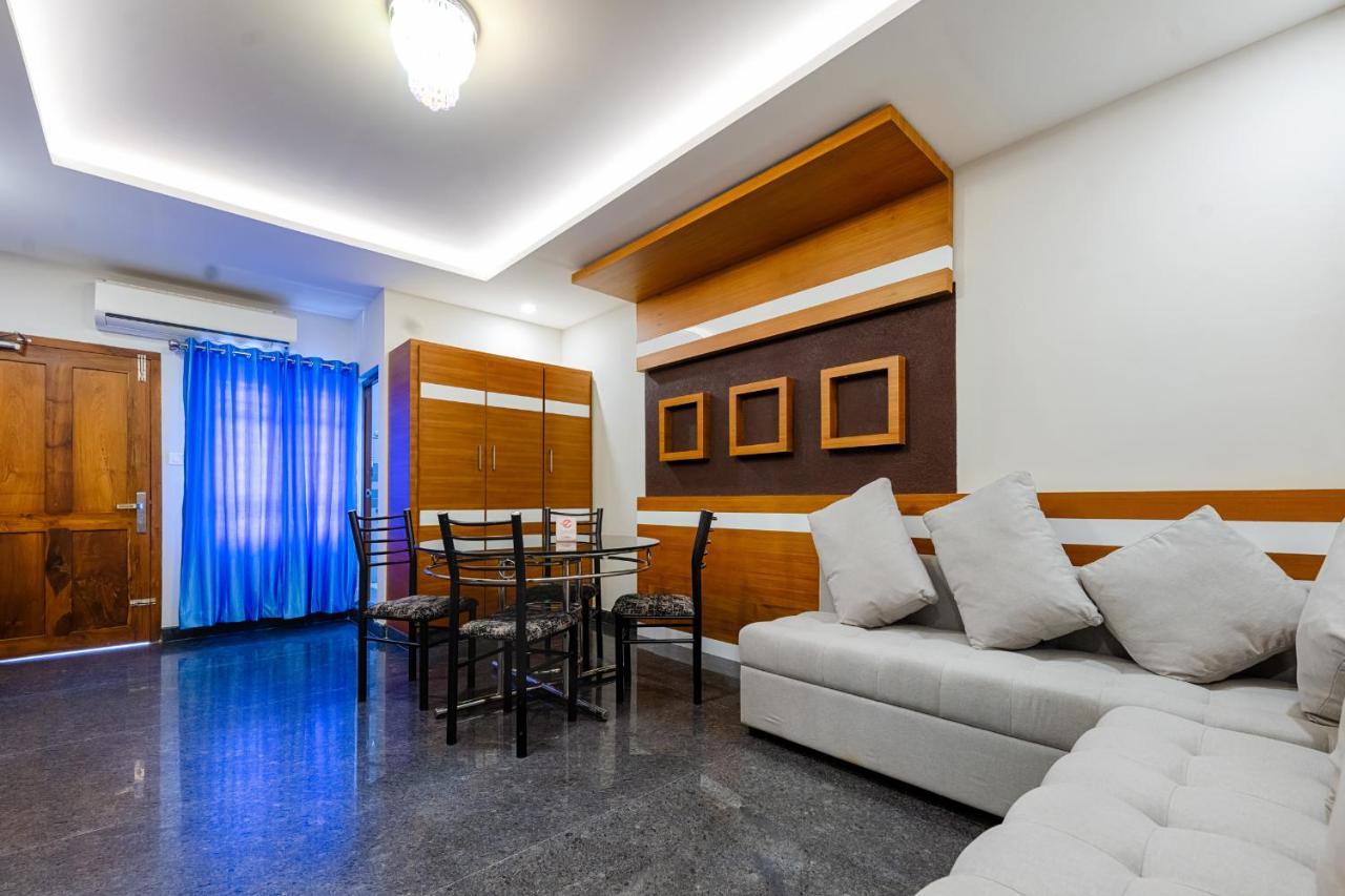 Готель Vidya Residency Thrissur Екстер'єр фото