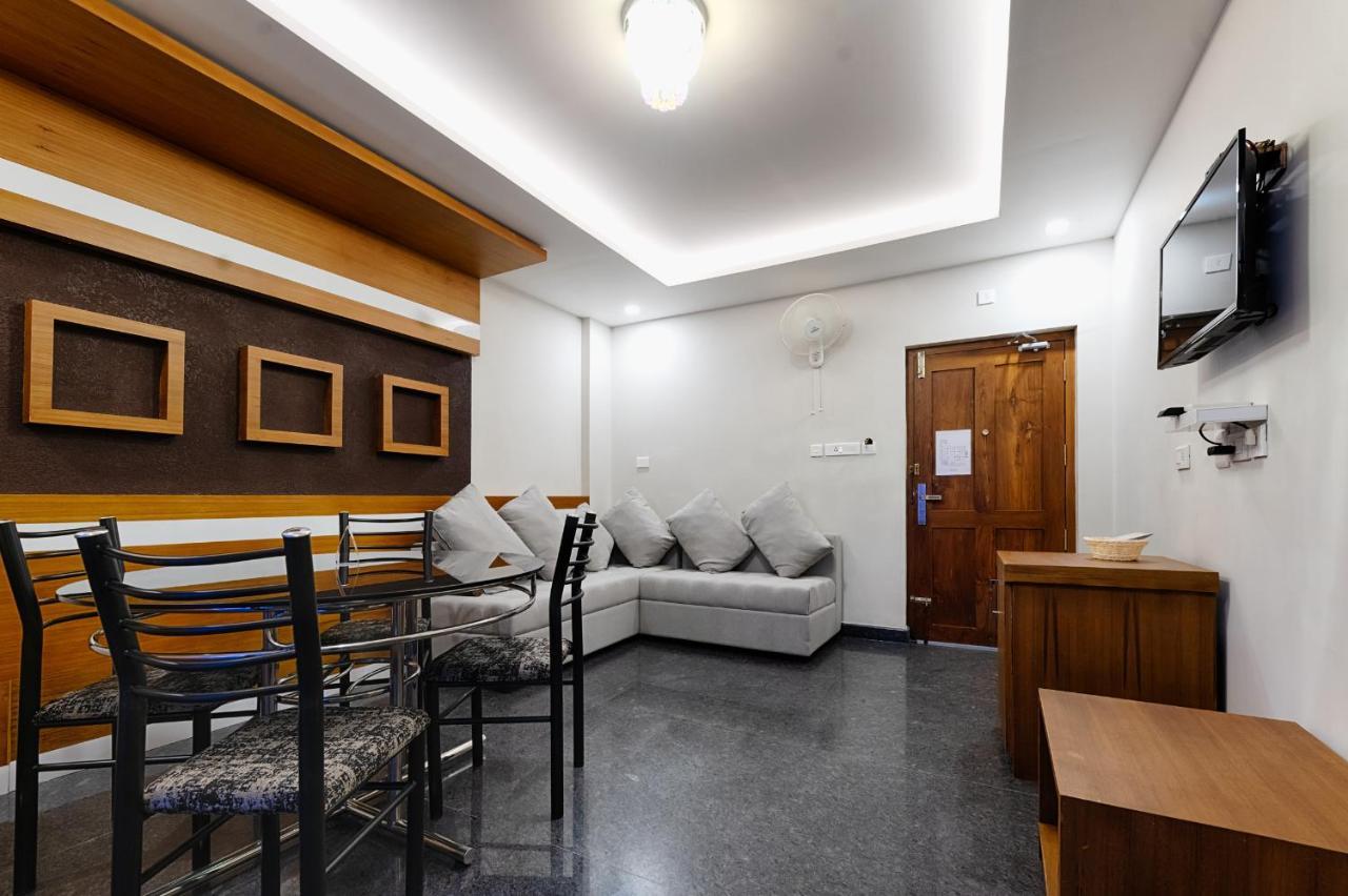 Готель Vidya Residency Thrissur Екстер'єр фото
